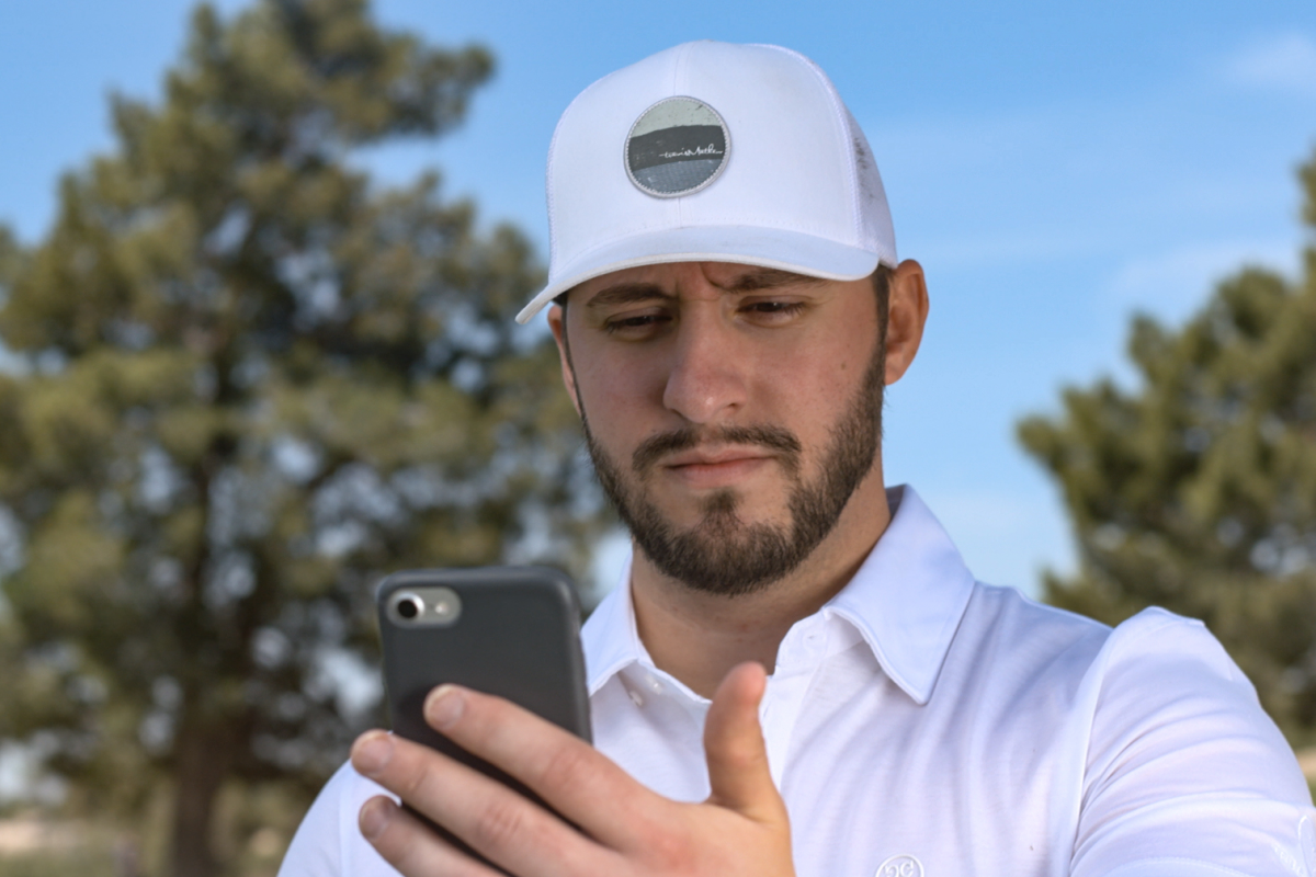 fitbit with golf yardage